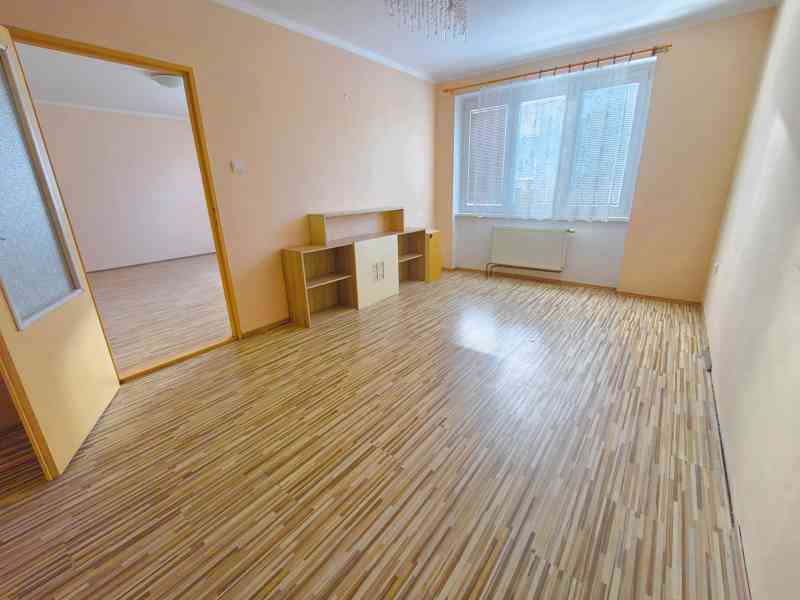 Jaroměř - podnájem bytu 3+1 s balkonem - foto 4