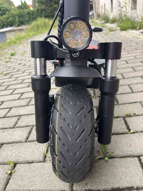Elektrokoloběžka BOYU Q7 3200W 60KM/H 19AH - foto 5