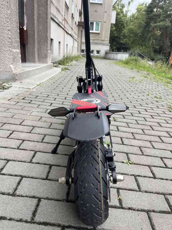 Elektrokoloběžka BOYU Q7 3200W 60KM/H 19AH - foto 3
