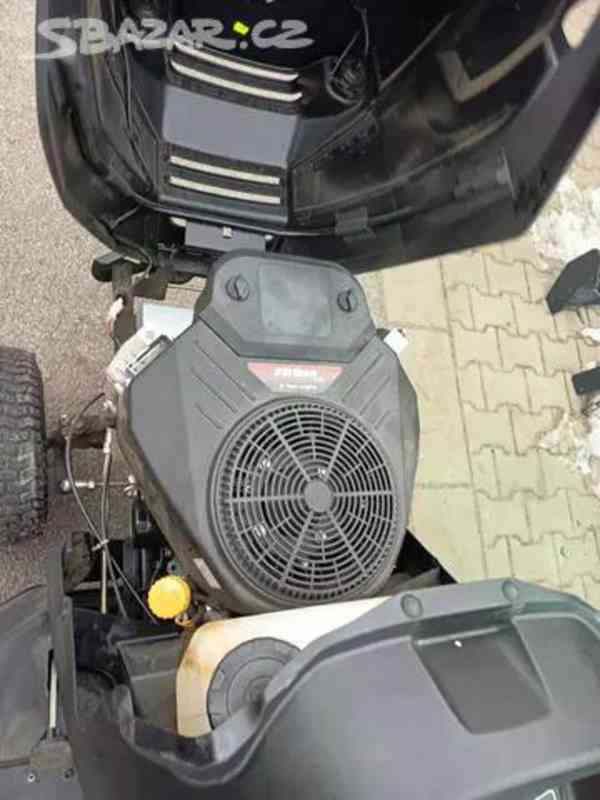 Zahradní traktor Challenge AJ jen 50mth jako nový !!! - foto 3