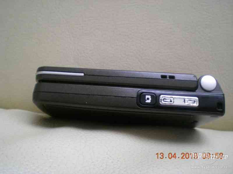 Nokia 6260 - plně funkční vyklápěcí telefony z r.2004 - foto 8