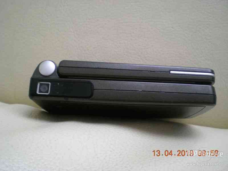 Nokia 6260 - plně funkční vyklápěcí telefony z r.2004 - foto 9