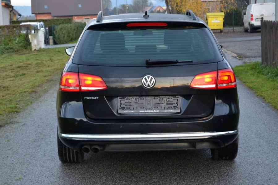 Volkswagen Passat 2.0 TDI 103kW Comfortline kombi - foto 3