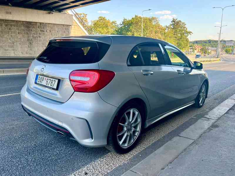 Mercedes Benz A 250 - foto 15