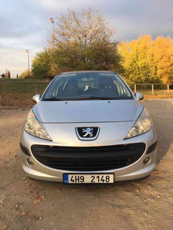 Peugeot 207 Panoramatická střecha - foto 1