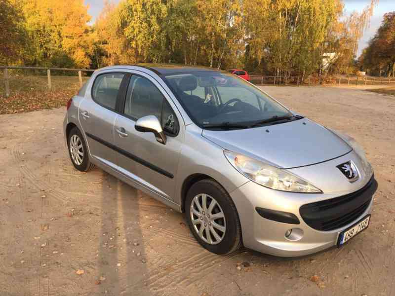 Peugeot 207 Panoramatická střecha - foto 3