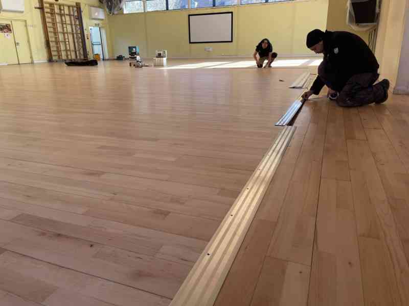 Pokládka a údržba dřevěných podlah a parket  - foto 1