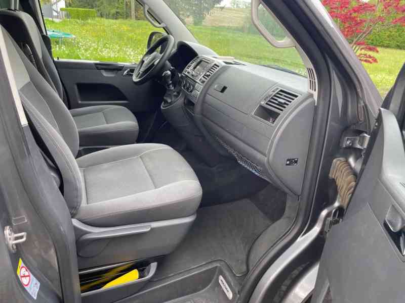 Volkswagen T5 Multivan 2.0TDI 103kw - foto 4