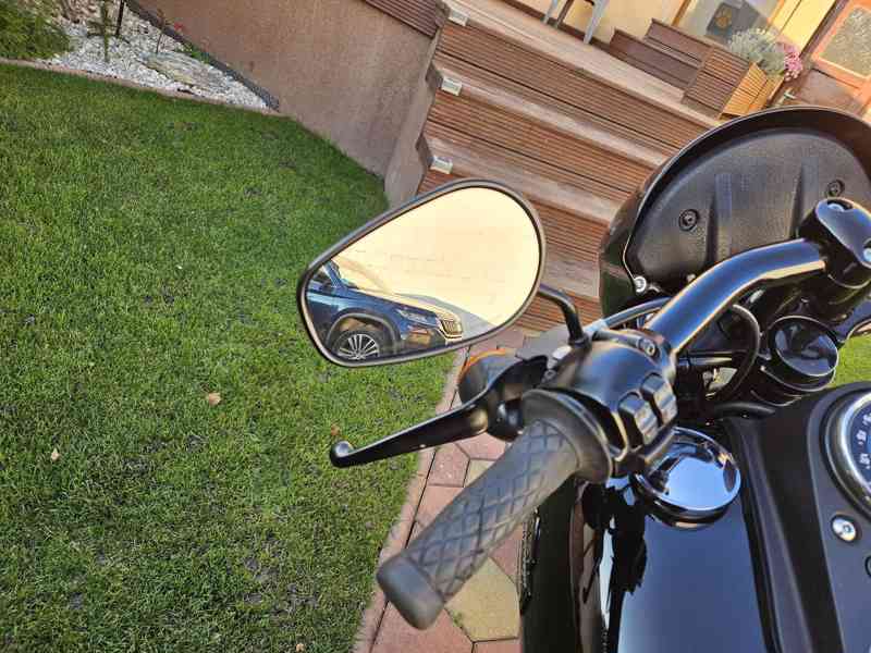 Harley Davidson Dyna Street Bob FXDB 103 - foto 10