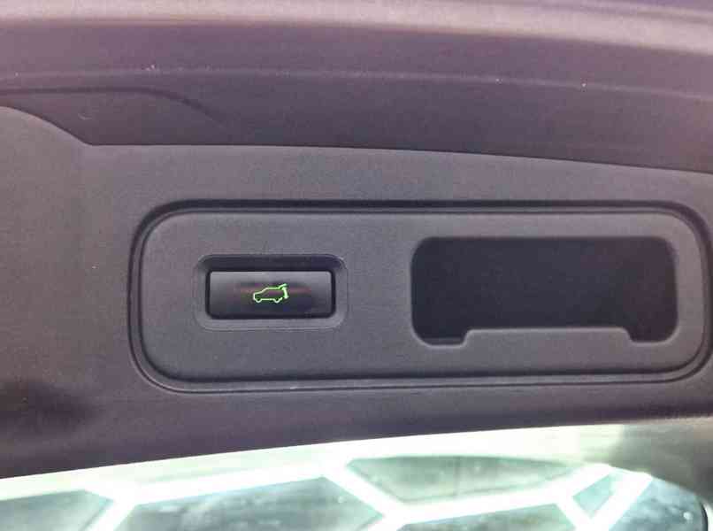 Mazda CX-9 3,7i  V6 benzín 204kw - foto 29