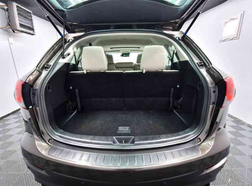 Mazda CX-9 3,7i  V6 benzín 204kw - foto 7
