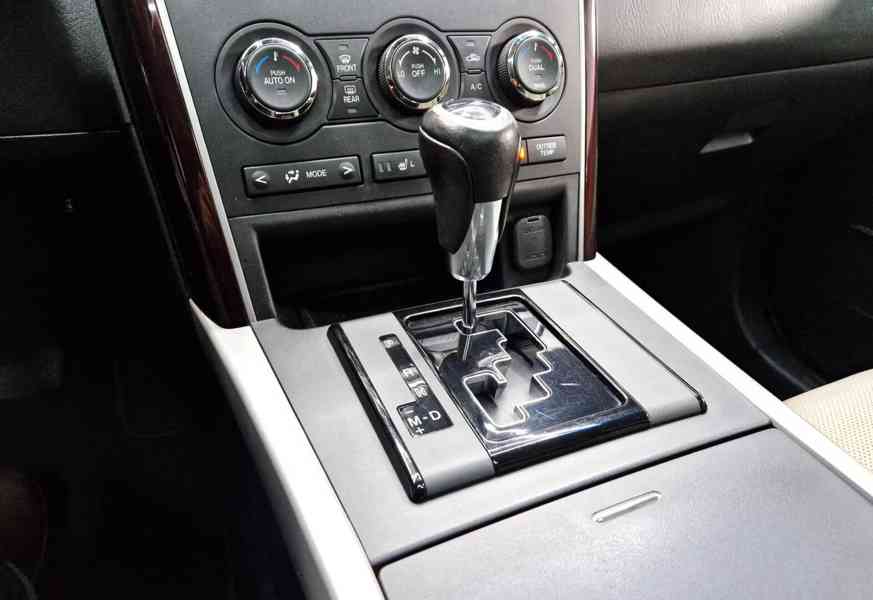 Mazda CX-9 3,7i  V6 benzín 204kw - foto 23