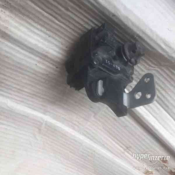 Dily yamaha FZS 1000 FAZER,od roku 2001 - foto 7