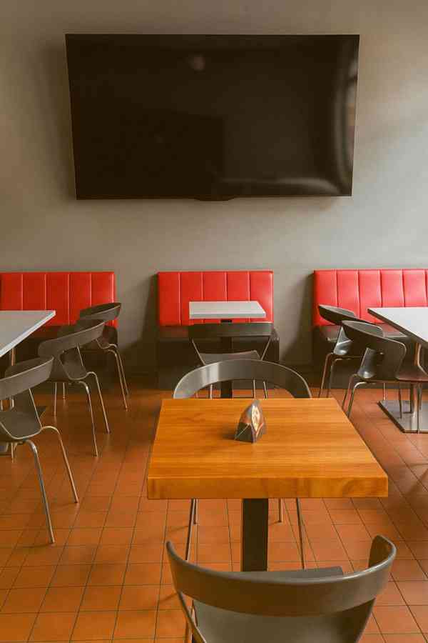 Pronájem restaurace 160 m² ,Sokolovská Praha  - foto 2