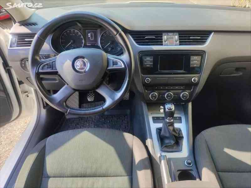 Škoda Octavia 2,0 - foto 7