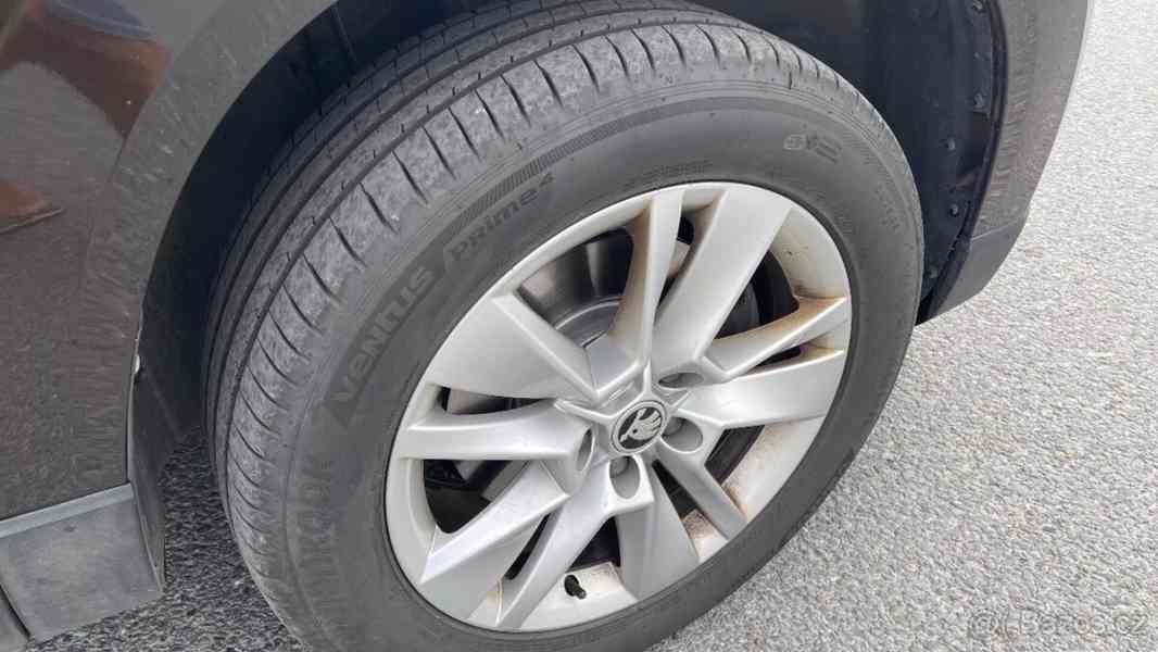 Škoda Karoq 2,0   TDI DSG 4x4 Style Plus - foto 10