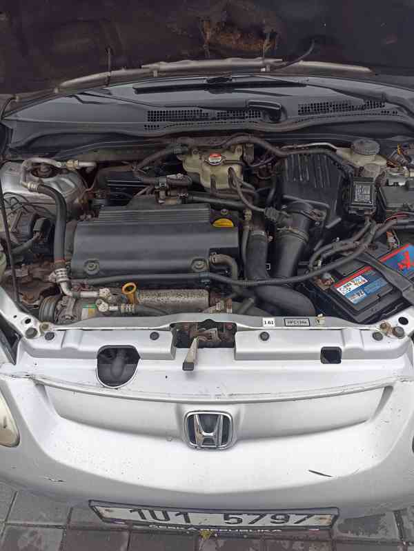 Honda Civic VII 5D 1.7 CTDi 74kw - foto 1