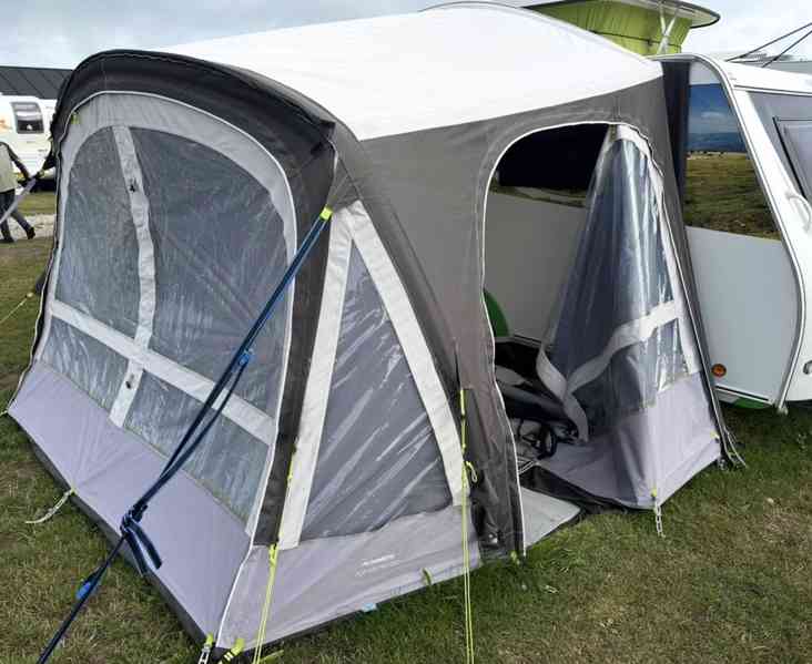Caravelair Silver Mini 290, 2017, PŘEDSTAN+ZVEDACÍ STŘECHA - foto 14