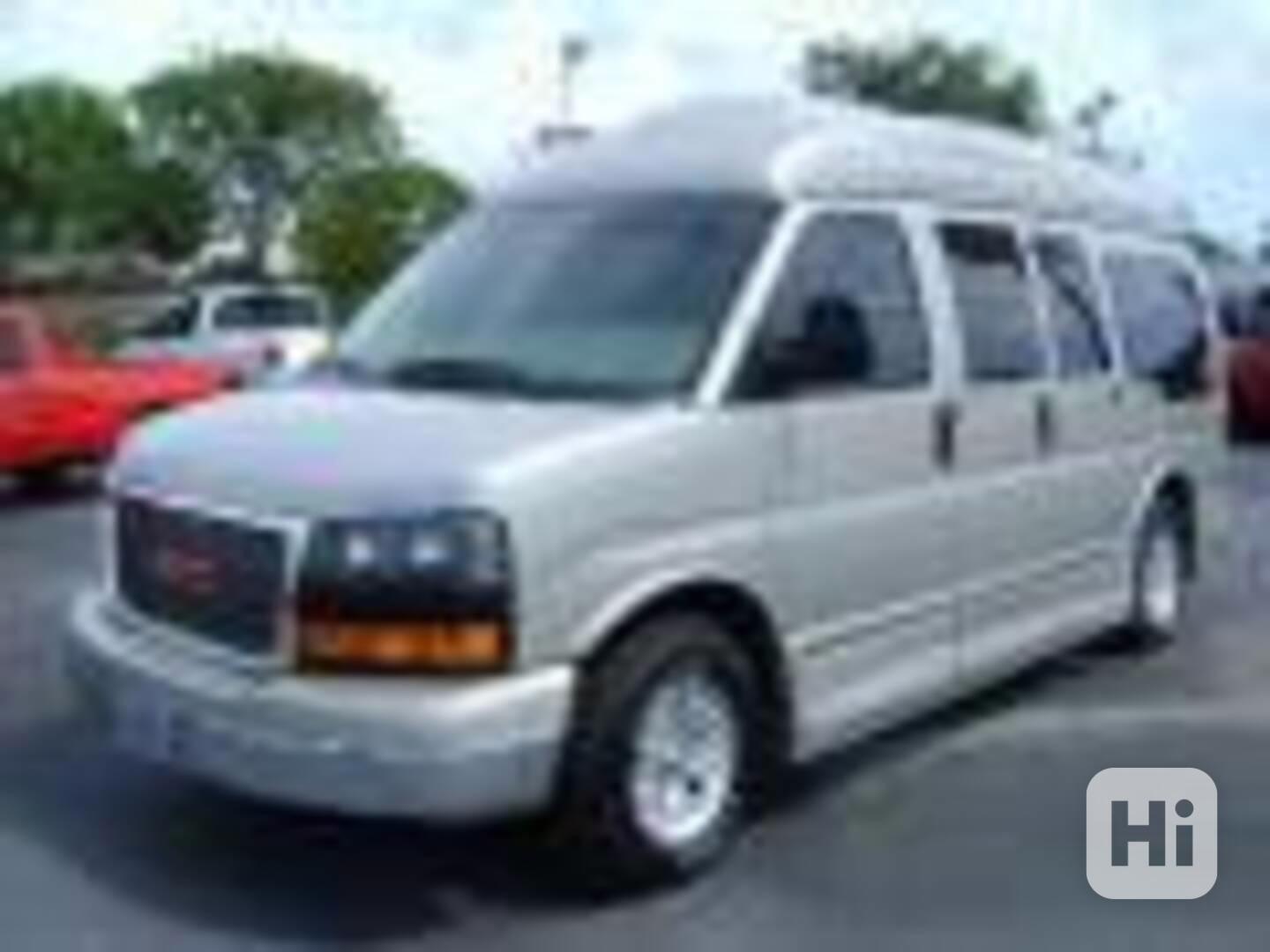 Osobní dodávka GMC Savana Toto je osobní dodávka 1500 GMC Sa - foto 1