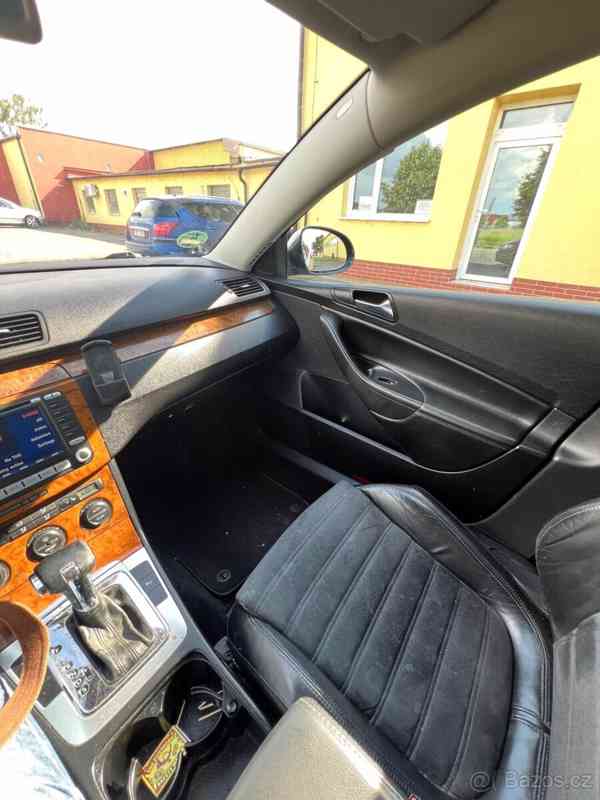 Prodám VW Passat B6 2.0 TDI 125 kW automat - foto 12