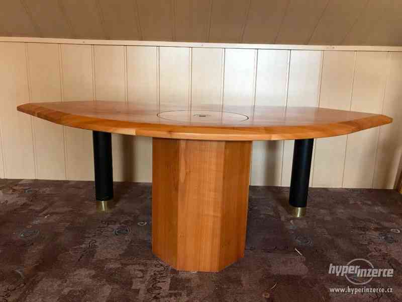 Konferenční stolek s barem - foto 1