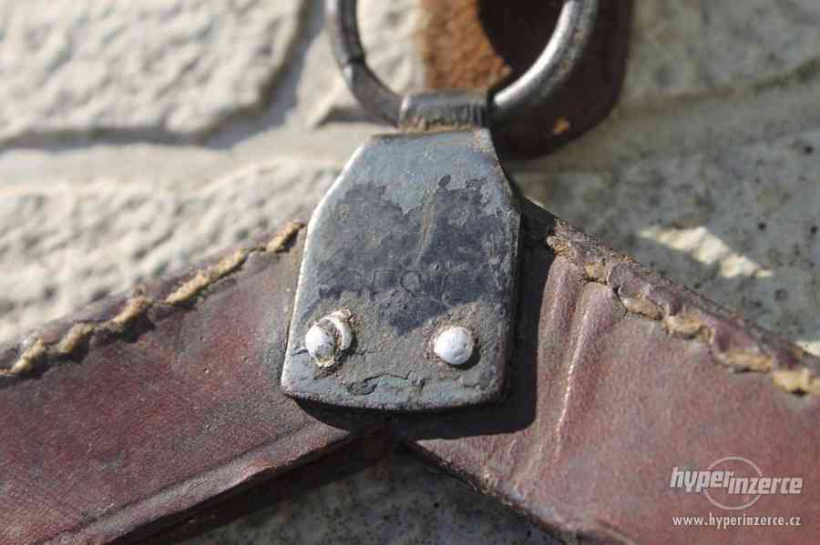 Koupím starý rakouský závěsník na lopatku nebo i s lopatkou - foto 2