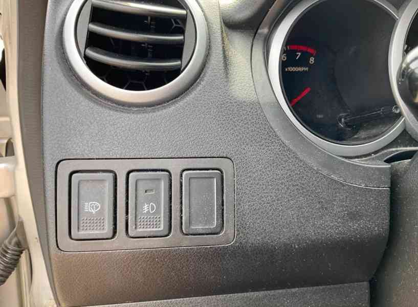 Suzuki Grand Vitara 2.4i Club benzin 124kw - foto 14