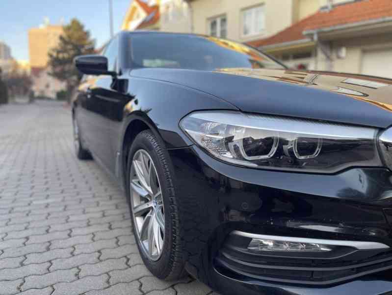 BMW 520d, 140 kW, r.2019, LIMUZÍNA, 1.MAJ., 100% SERVIS - foto 5