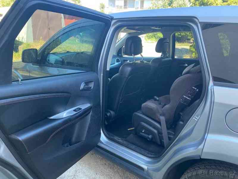 Dodge Journey 3,6   JOURNEY - foto 9