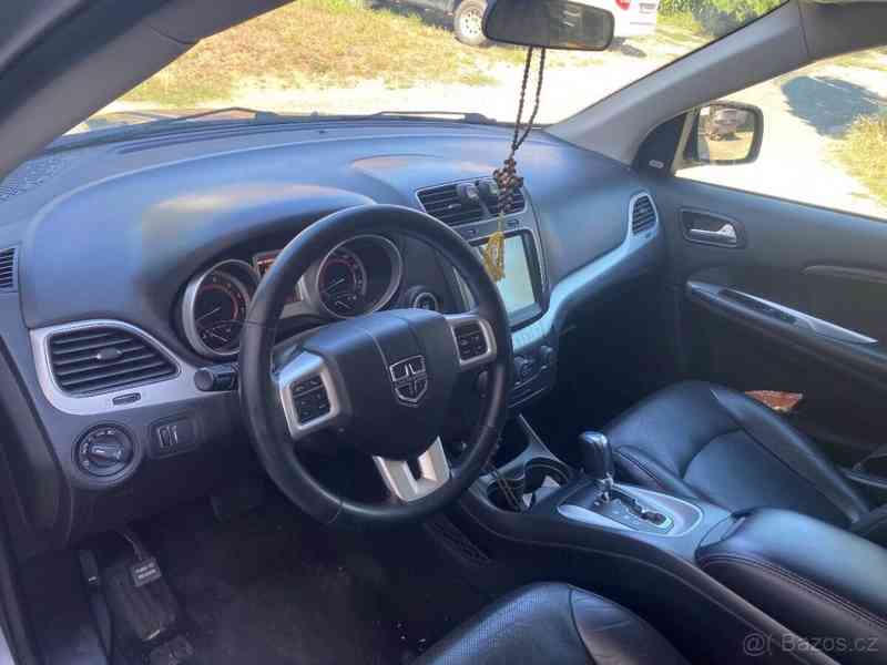 Dodge Journey 3,6   JOURNEY - foto 13