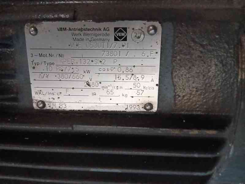 Prodám AC motor 7,5 kW/2800 ot./min. 400/690 V AC - foto 3
