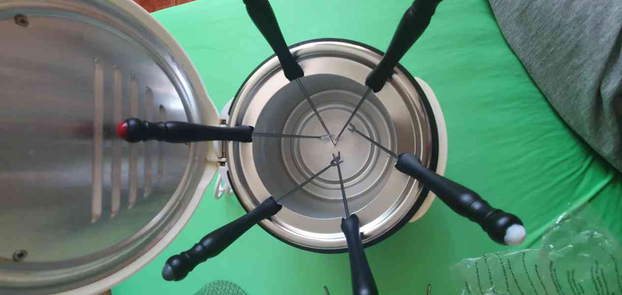Prodám malou Foundie-fritézu-  - foto 3