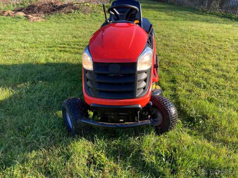 Zahradní traktor Sabo 92 HB ( John Deere X 165R) - foto 2