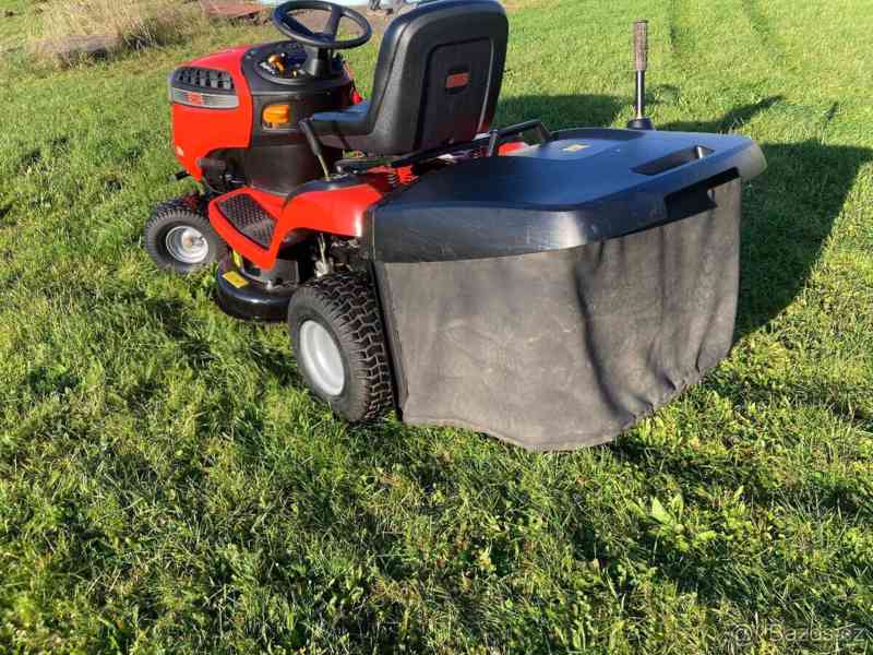 Zahradní traktor Sabo 92 HB ( John Deere X 165R) - foto 6