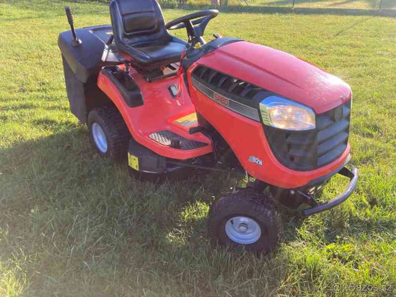 Zahradní traktor Sabo 92 HB ( John Deere X 165R) - foto 3