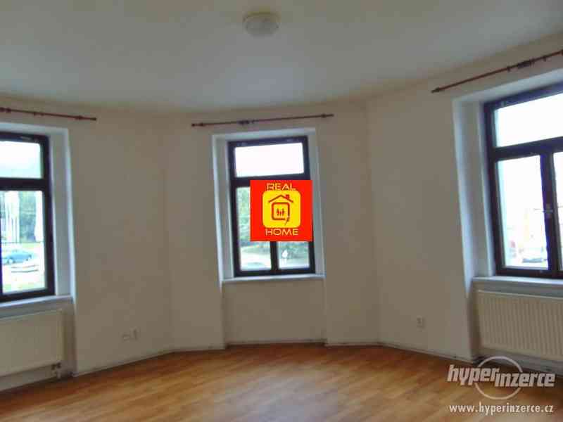 Pronájem bytu 3+1 v Ústí nad Labem - Krásné Březno - foto 2