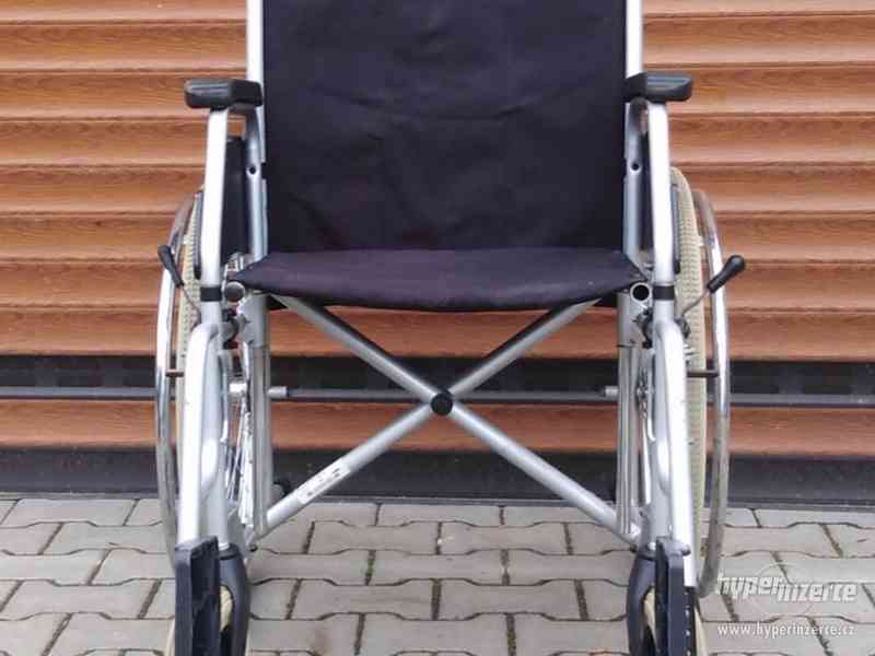 06 - Mechanický invalidní vozík Meyra - foto 2