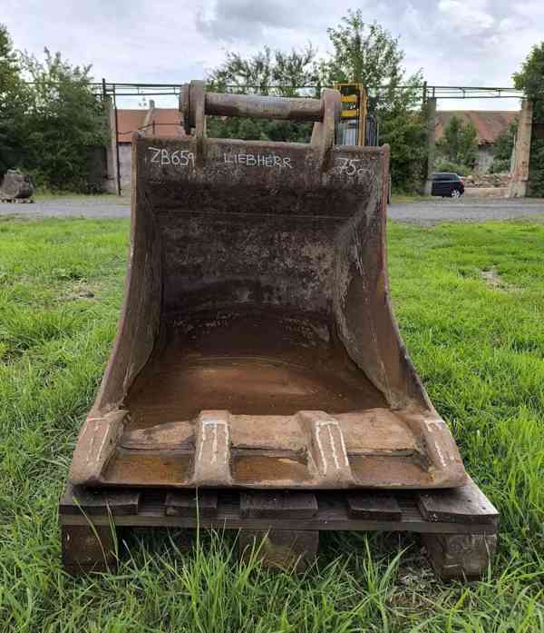 Podkopová lopata, 75cm s upínáním Liebherr - foto 3