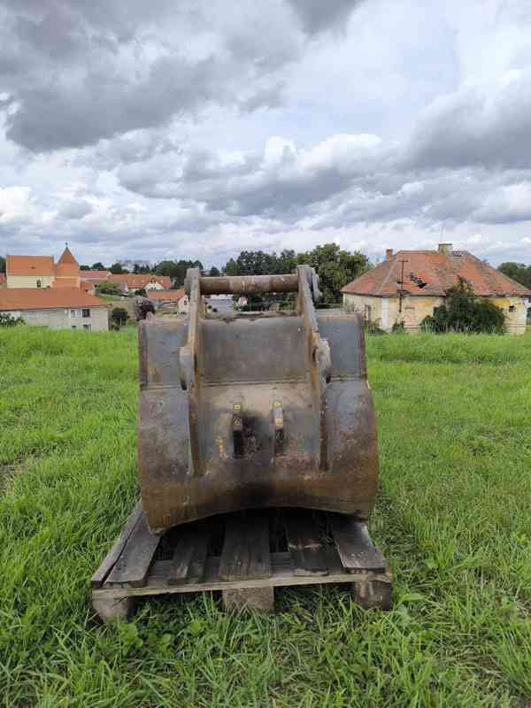 Podkopová lopata, 75cm s upínáním Liebherr - foto 5