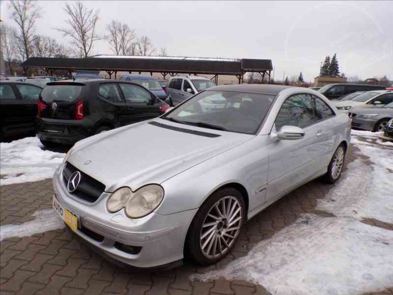 Mercedes-Benz CLK 3,0 320CDI - foto 2