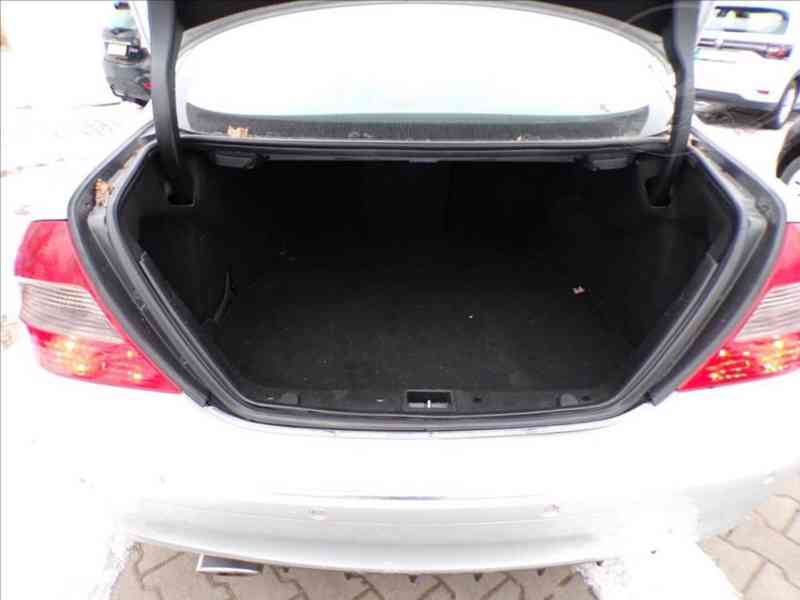 Mercedes-Benz CLK 3,0 320CDI - foto 9