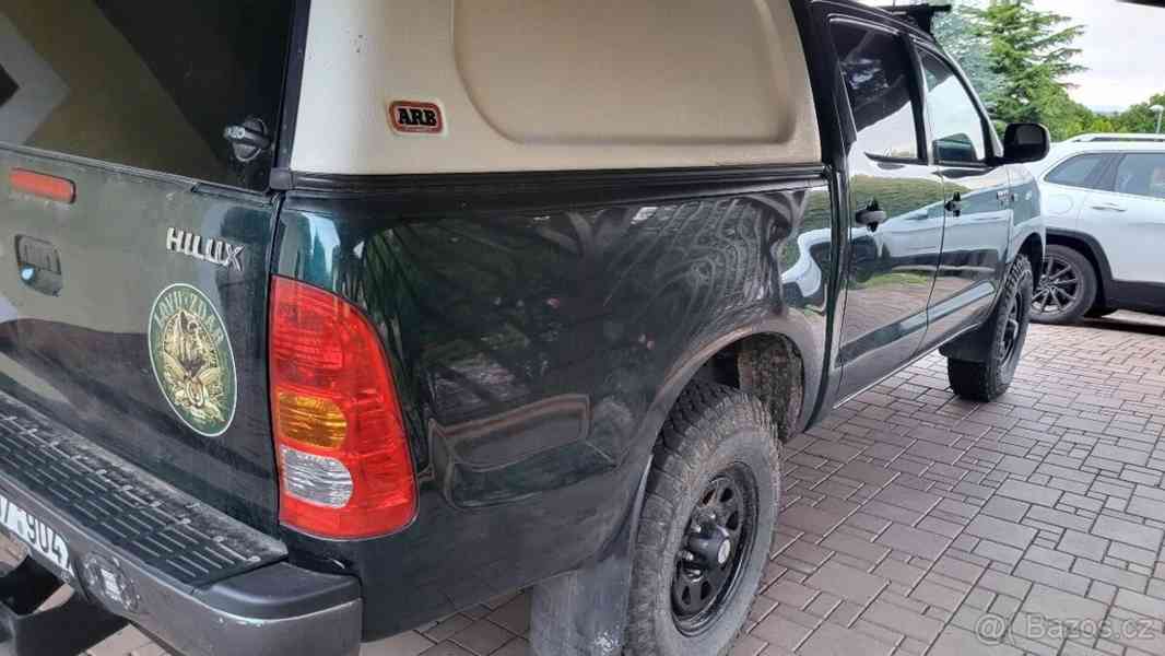 Toyota Hilux 2,4 D4-D - foto 5