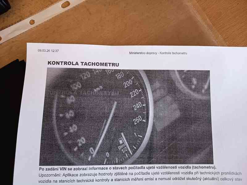 VOLKSWAGEN Passat Variant 2,0TDI Comfortline  - foto 36