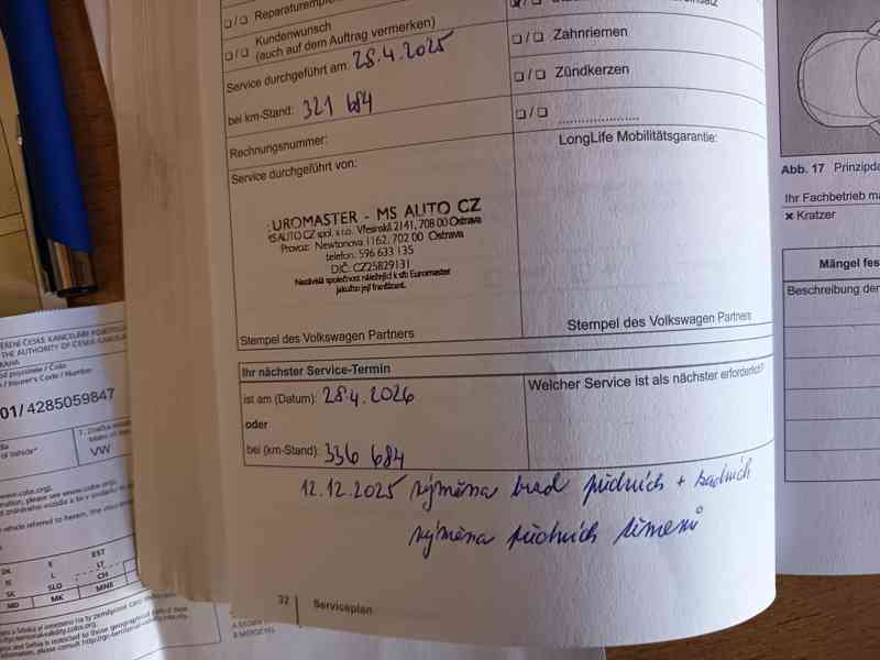 VOLKSWAGEN Passat Variant 2,0TDI Comfortline  - foto 35