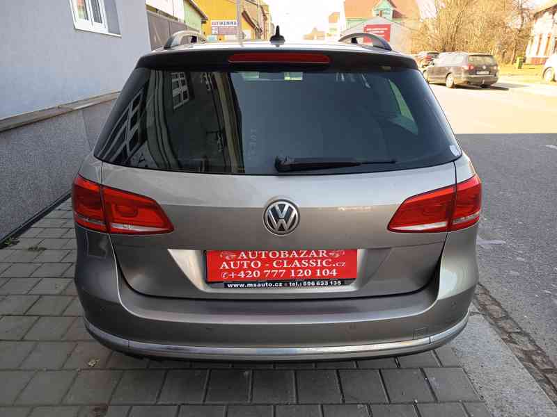 VOLKSWAGEN Passat Variant 2,0TDI Comfortline  - foto 7