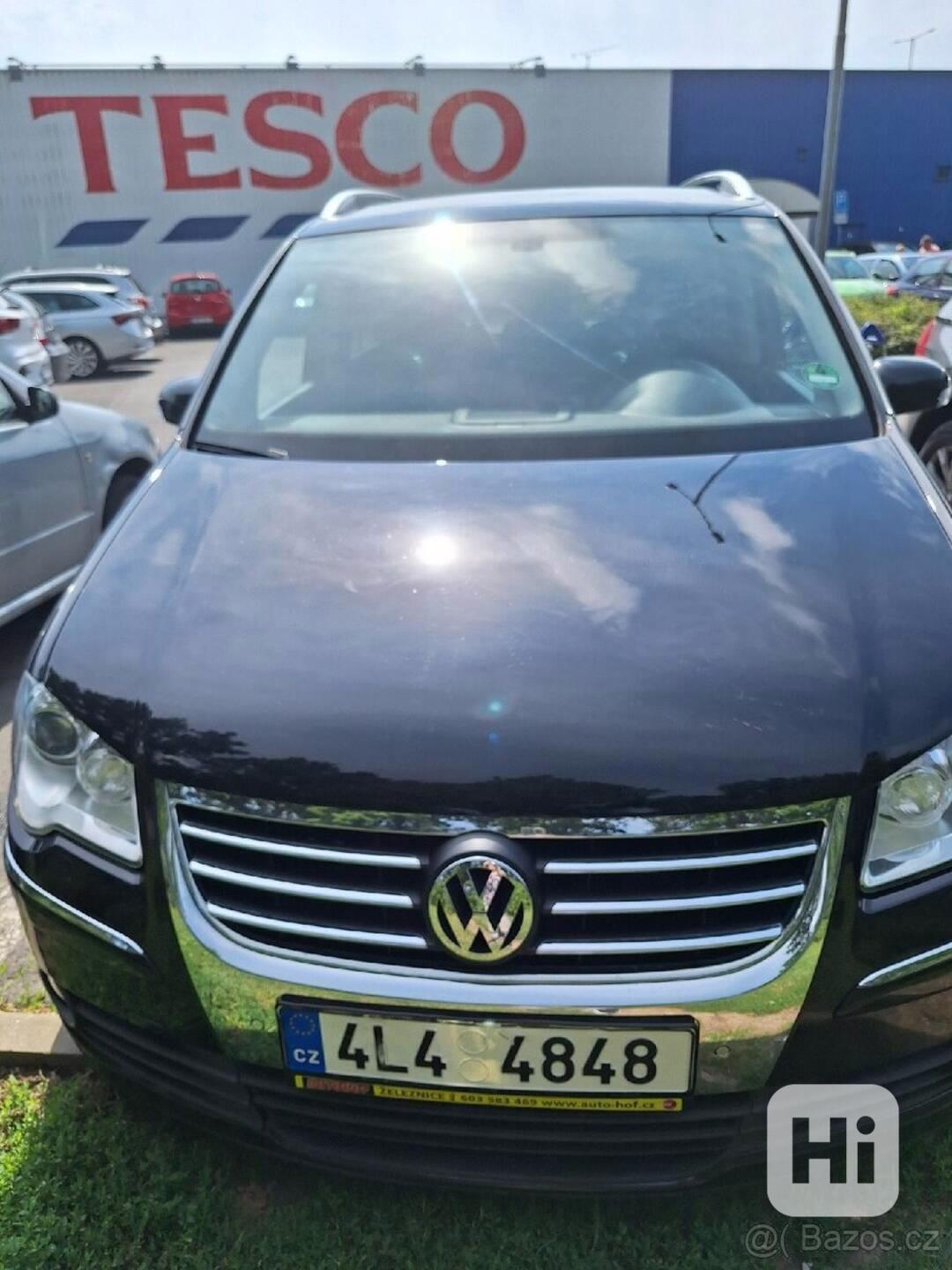 Volkswagen Touran 2,0   TDI 2 - foto 1