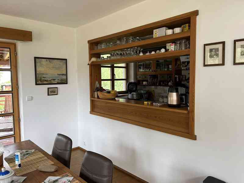 Kuchyňská linka a barové okno - foto 3