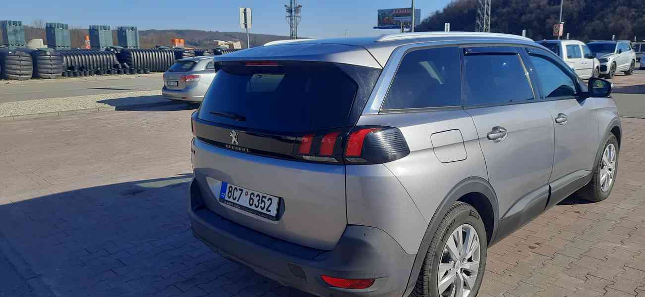Peugeot 5008 2.0 hdi - foto 11