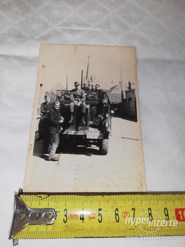 Vozidlo - Válečná fotografie z 2. světové války - foto 1