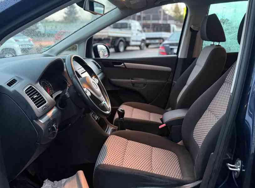 Volkswagen Sharan 2.0TDI Trendline 103kw - foto 10